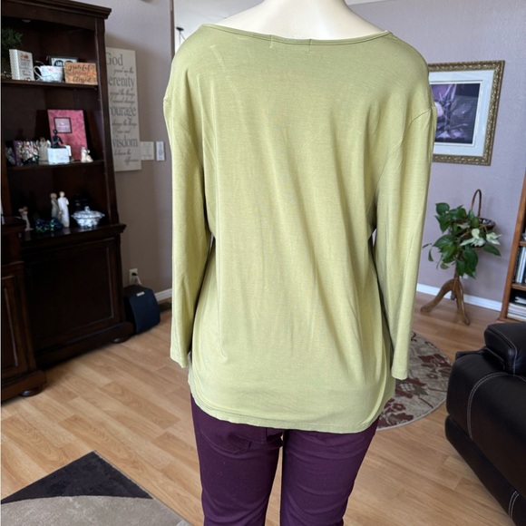 Valerie Seperstes light green 3/4 sleeves Vneck blouse-size XL - Picture 9 of 9